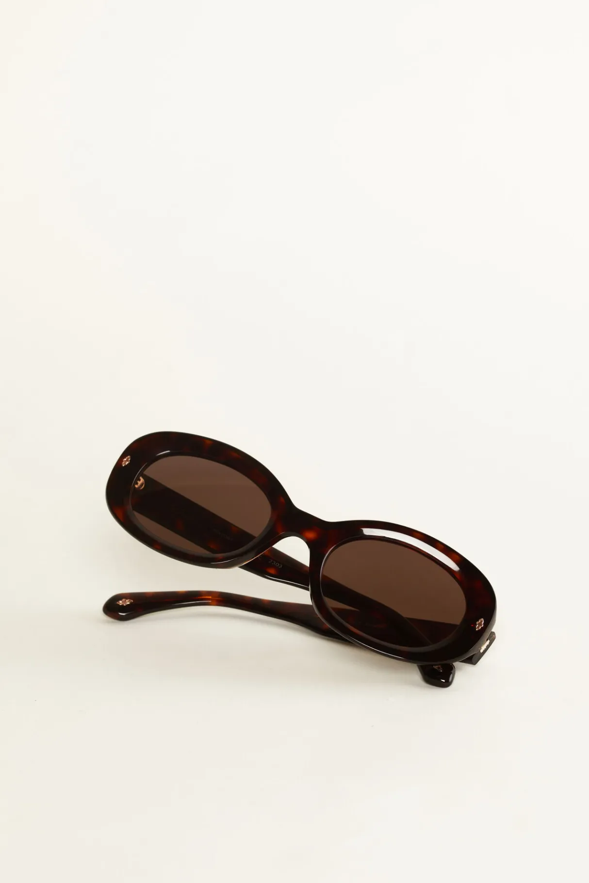 laela_3-3.webp ba&sh Laela.*Femme Lunettes De Soleil