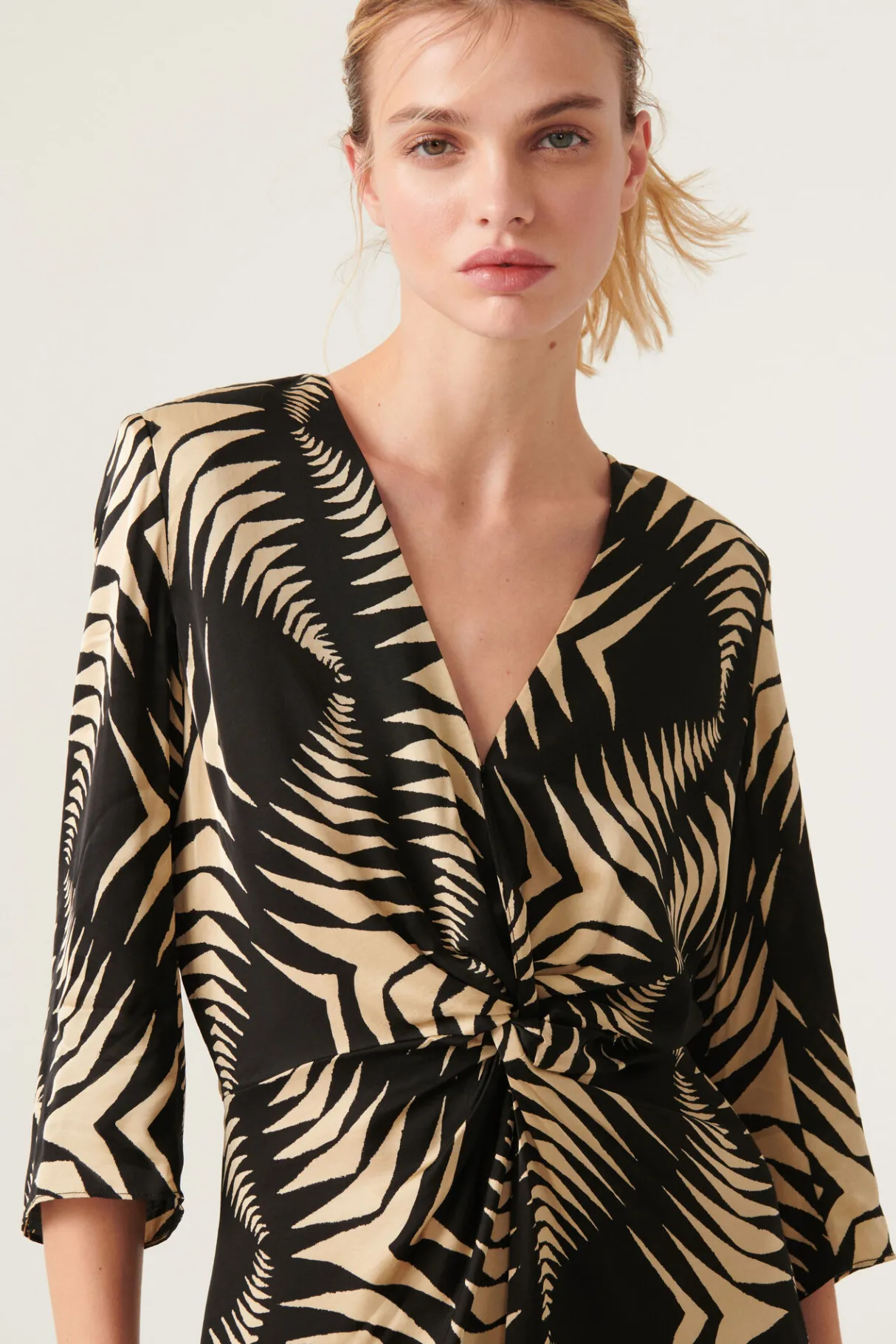 ba&sh Naude.*Femme Robes